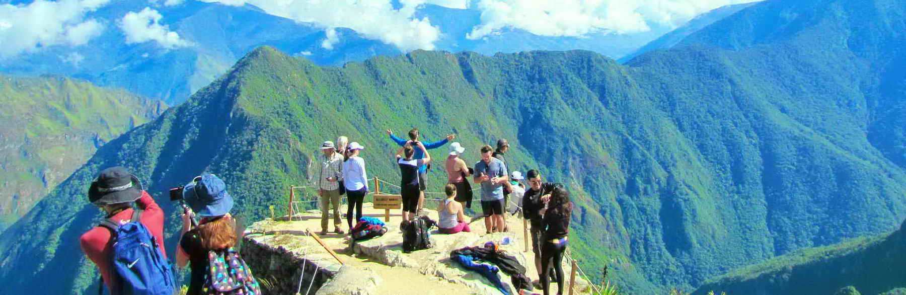 15 дней: Лима - Паракас - Наска - Куско - Мачу Пикчу - Марас - Радужные горы - Пуно - Арекипа - Колка